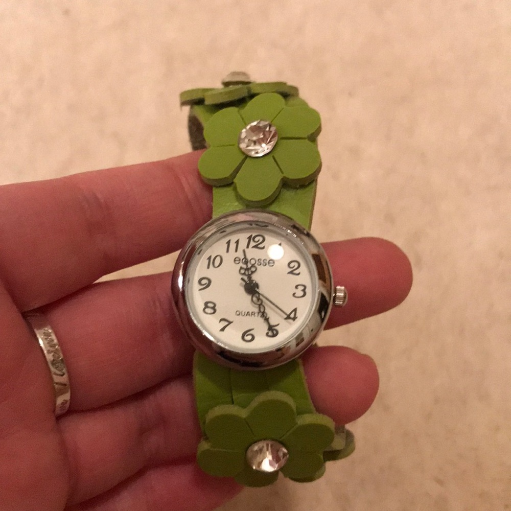 Green flower watch